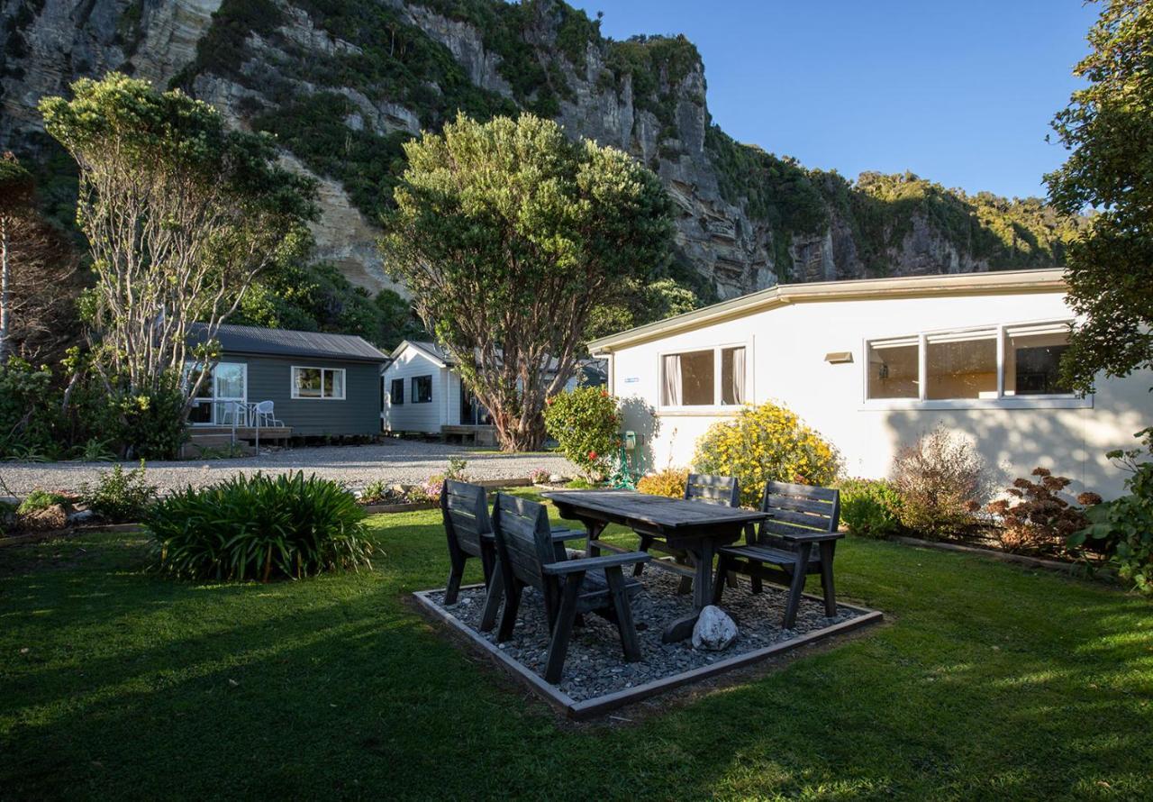 Punakaiki Beachfront Motels 외부 사진