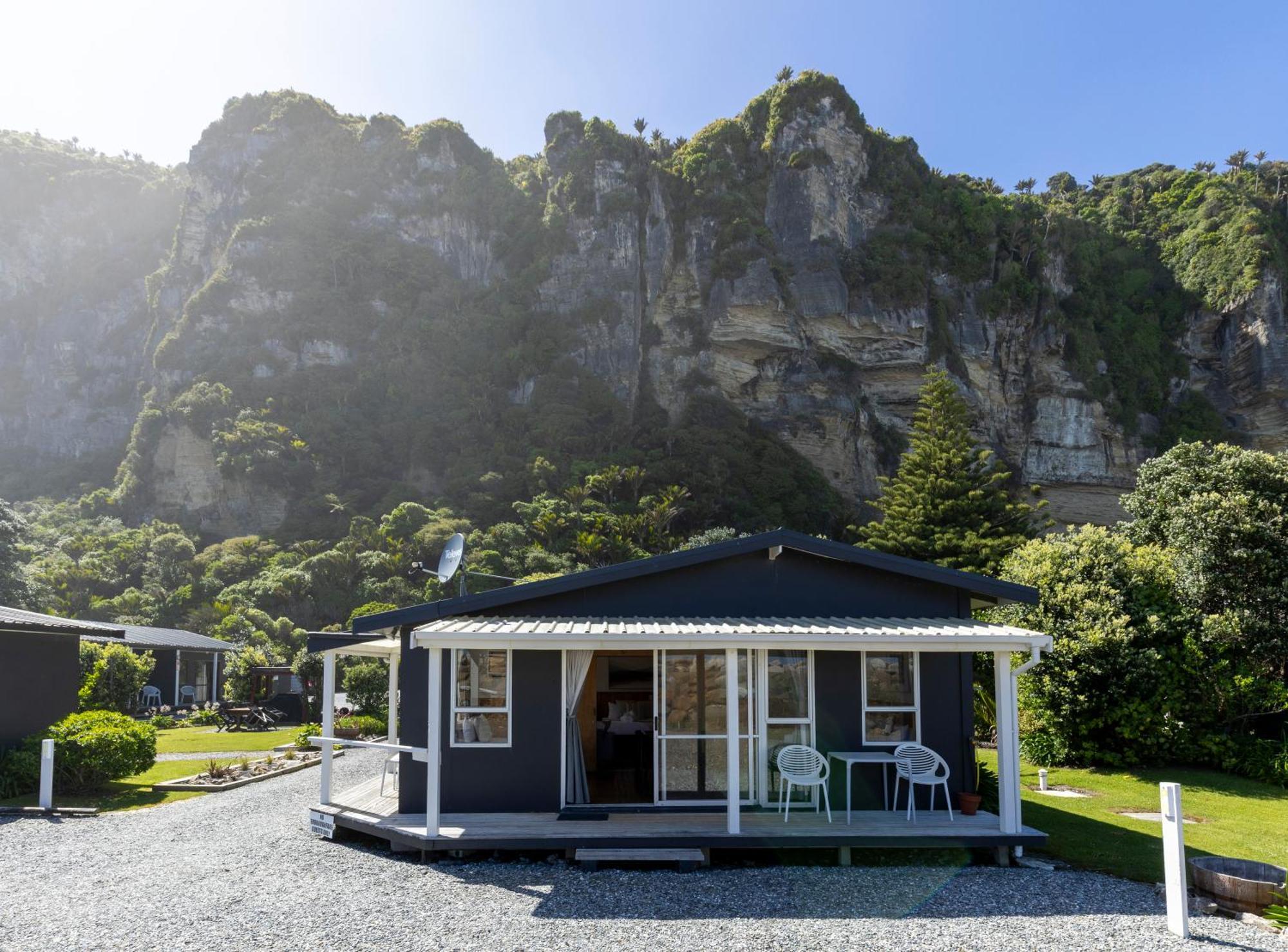 Punakaiki Beachfront Motels 외부 사진